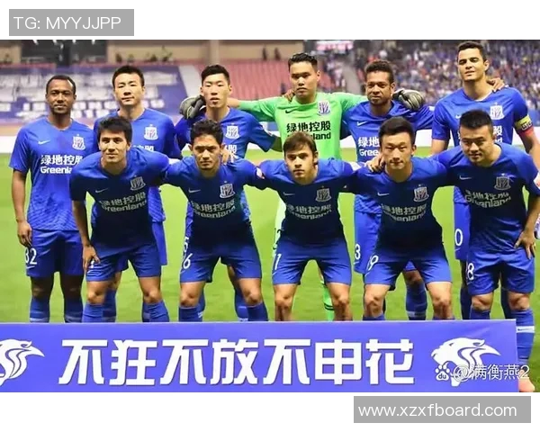 五大联赛官方社媒发声回应争议事件 引发球迷热议与讨论